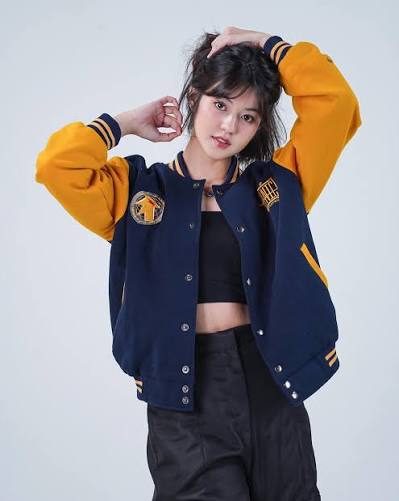 Jaket Varsity